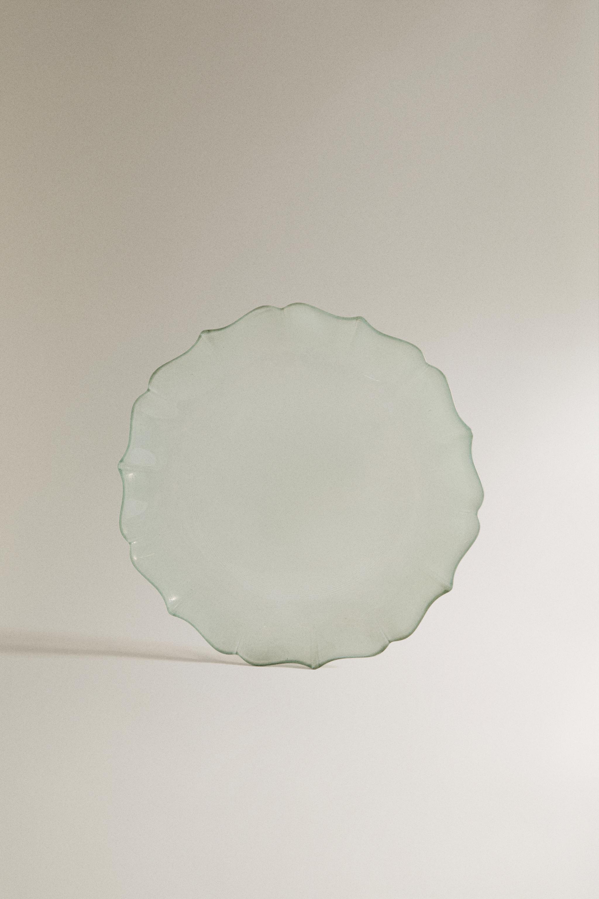 WAVY GLASS DESSERT PLATE